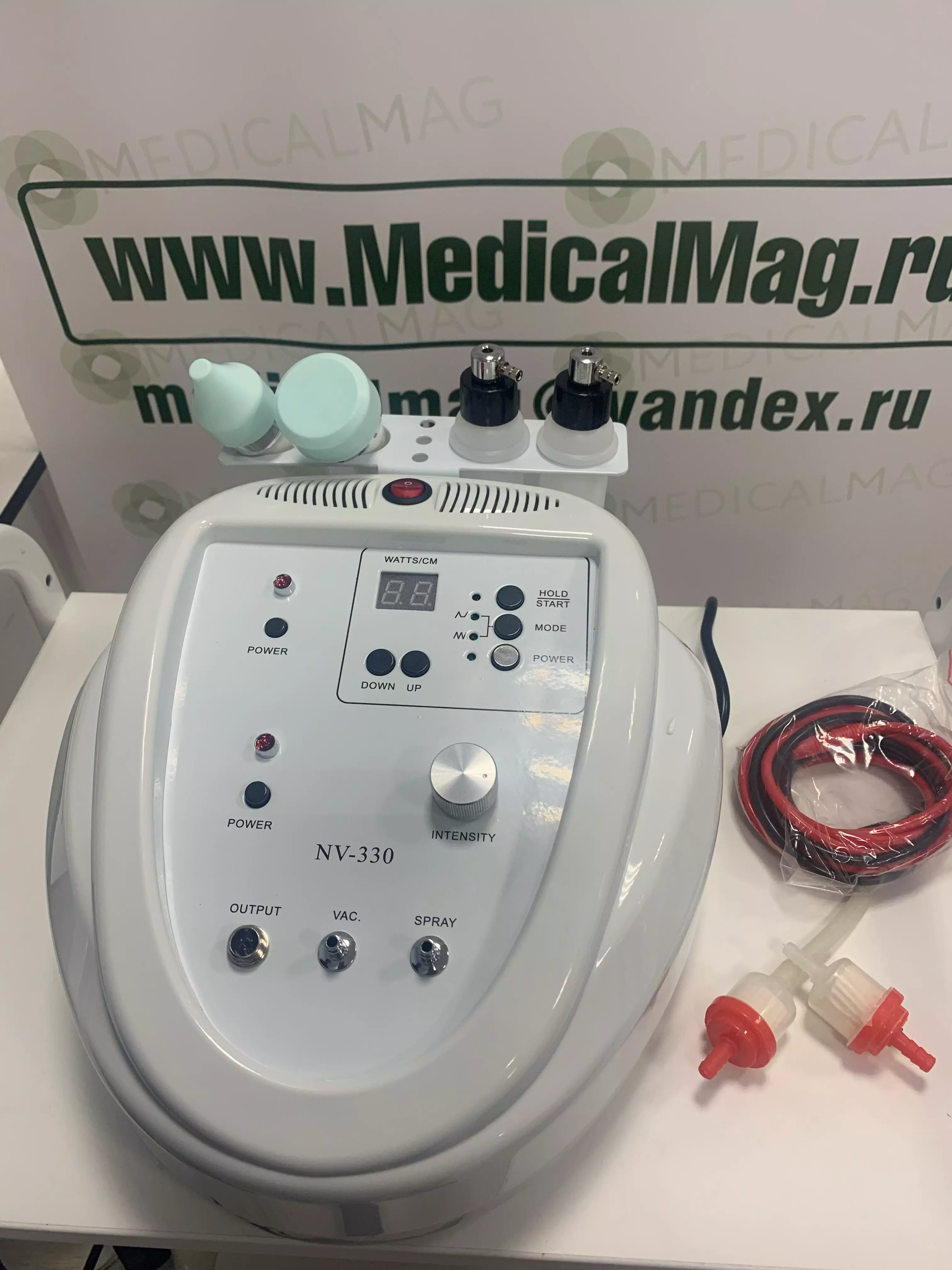 Косметический комбайн (вакуумная чистка, фонофорез, спрей) NV-330